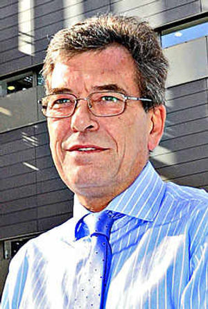 New Cross Hospital's chief executive, David Loughton