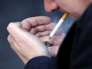 Supporting image for story: What is the Government’s smoking ban plan?