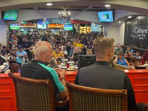 Supporting image for story: Wolves in the USA: Nathan Judah's tour diary - Day 3