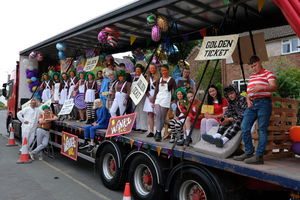 A group of friends as Roald Dahl’s Charlie and the Chocolate Factory. Image by Andy Compton