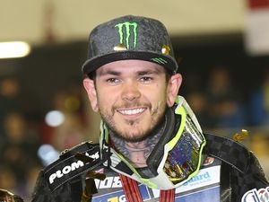 Supporting image for story: Tai Woffinden will tell all about title No.3