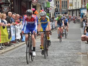 Supporting image for story: Record year as thousands watch Shrewsbury Cycle Grand Prix