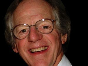 Supporting image for story: Bee Gees manager Ken Kragen dies aged 85