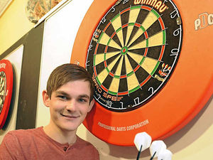 Supporting image for story: Matthew Dennant makes PDC quarter-finals
