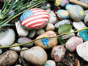 Supporting image for story: July 4 violence across US leaves at least 33 people dead