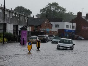 Supporting image for story: Flash floods in Shrewsbury as rain batters town centre - WATCH