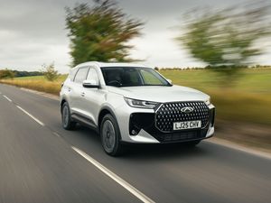 Supporting image for story: First Drive: Chery has launched its first model in the UK with the Tiggo 7, but is it any good?