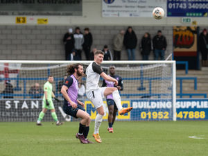 Supporting image for story: Jordan Piggott is back on Telford training pitch