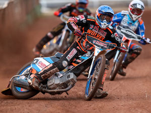 Supporting image for story: Rory Schlein signs up for a return to Wolverhampton Wolves