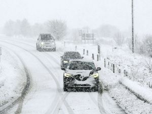 Supporting image for story: Temperatures plummet as cold snap continues to blanket UK