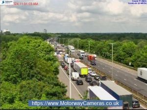 Supporting image for story: Delays of 45 minutes remain as lanes reopen on M6 following crash
