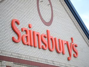 Supporting image for story: Sainsbury’s and Argos workers to get £10 an hour basic pay after wage rise