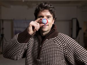 Supporting image for story: Greg James putting on ‘brave face’ for Comic Relief cycle while dad in hospital