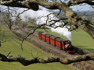 Supporting image for story: £300,000 gives boost to rail project