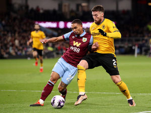 Supporting image for story: Gary O'Neil highlights importance of Wolves full back during run-in