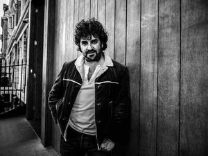Supporting image for story: Singer-songwriter Ian Prowse coming to Wolverhampton