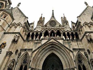 Supporting image for story: Pharmacy dispenser loses jail term appeal over morphine supply death 