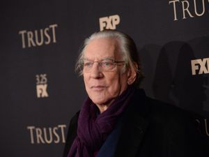 Supporting image for story: Donald Sutherland: Anti-war campaigner famous for playing soldiers