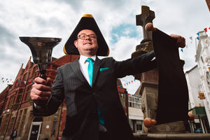 He's a natural ­– Mark Andrews auditions to be Oswestry town crier