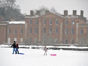 Supporting image for story: The odds on snow coming to the West Midlands in October are revealed as temperatures plunge - see the long range weather forecast here