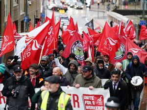 Supporting image for story: Birmingham bin collection services suspended as agency staff join picket lines