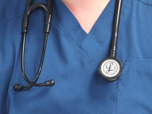Supporting image for story: NHS resident doctors will strike for five days later this month, union says