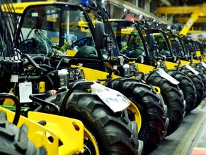 Supporting image for story: JCB celebrates 40 years of Loadall