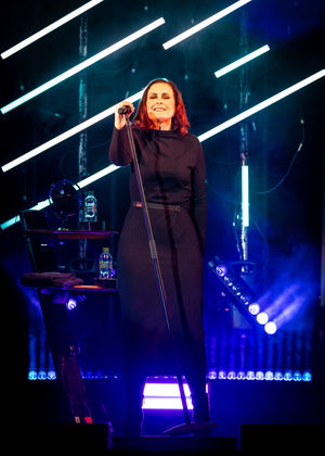 Alison Moyet. Pictures by: Dave Cox