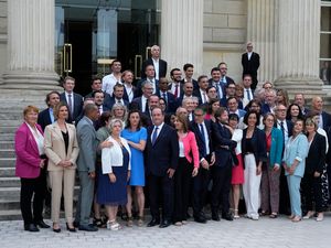 Supporting image for story: France’s leftist coalition demands the right to form a government