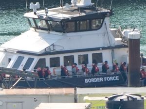 Supporting image for story: English Channel crossings pass 30,000 arrivals in record time