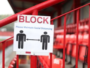 Supporting image for story: Combination of measures ‘shows greatest effect reducing Covid-19 transmission’
