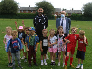 Supporting image for story: Holiday club gets funding from rotary club