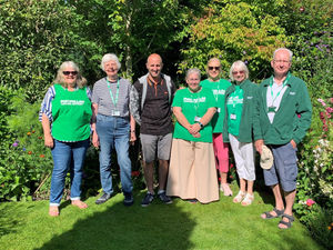 Supporting image for story: Open garden raises more than £1,000 for charity 