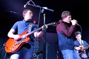 Supporting image for story: Hundreds at charity tribute concert for Charlatans drummer Jon Brookes