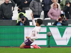 Supporting image for story: Kevin Schade’s early goal hands Brentford victory at West Ham