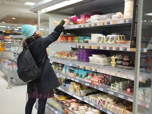 Supporting image for story: Shop price inflation driven up by rising food costs