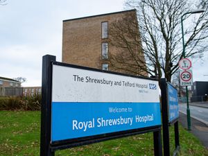 Supporting image for story: Hospitals need £400m per year to improve maternity safety – report