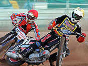 Supporting image for story: Wolves on fire in win at Belle Vue