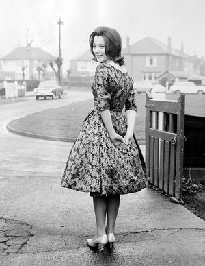 Lesley Whitehouse, from Wellington, who became Louisa Jane White, a Newport singer who had international success mainly in the 1960s and 1970s. She was a pupil at Wellington Girls' High School. 