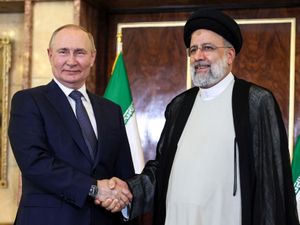 Supporting image for story: Vladimir Putin in Tehran for talks with leaders of Iran and Turkey