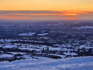 Supporting image for story: Stunning pictures of snowy Shropshire captured by residents - including beautiful countryside, drone shots and more