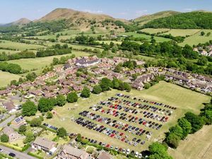 Supporting image for story: 'Please stay away': Tourists asked to reconsider day trips as Shropshire beauty spot overwhelmed again