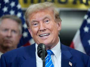 Supporting image for story: Donald Trump returns to Capitol Hill and whips up Republican legislators