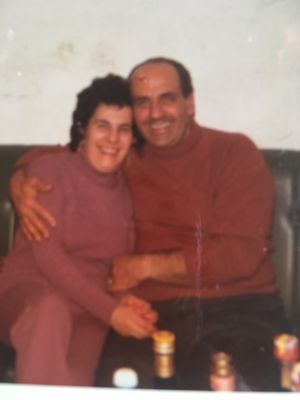 Mr Bonaccorsi and his wife Cynthia Bonaccorsi, seen in 1975