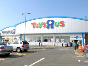 Supporting image for story: Toys R Us could close before Christmas because of pensions crisis