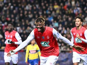 Supporting image for story: Wolves closing in on centre-back signing