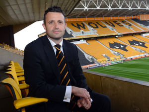 Supporting image for story: Wolves have 'no intention' of leaving Molineux