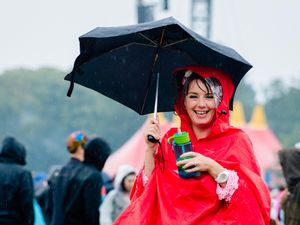 Supporting image for story: V Festival 2017: Jonas Blue rocks crowd despite rain - review