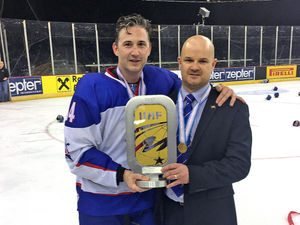 Supporting image for story: Golden moment for Telford Tigers duo