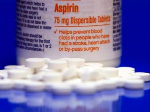 Supporting image for story: Taking aspirin to prevent heart attacks: worth the risk?